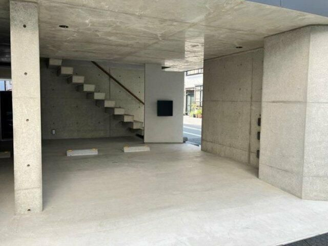 浅草橋戸建の駐車場