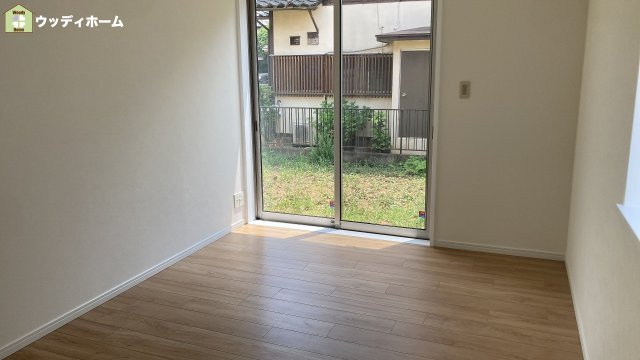 越谷市弥栄町3丁目　中古一戸建ての寝室
