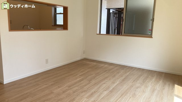 越谷市弥栄町3丁目　中古一戸建て