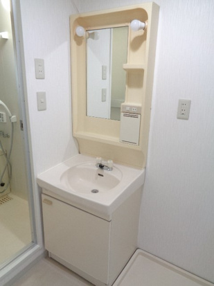 グランメールの洗面所|※別部屋参考写真です
