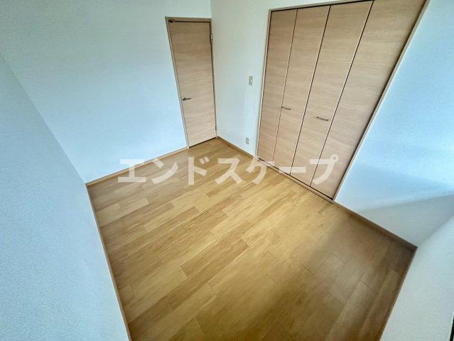ロイヤルパークＡの洋室|高崎、前橋のお部屋探しはエンドスケープまで！お客様の理想お聞かせ下さい♪