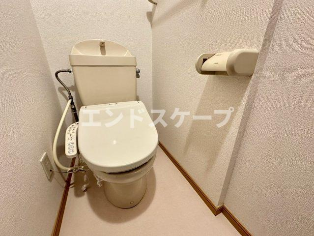 ロイヤルパークＡのトイレ|高崎、前橋のお部屋探しはエンドスケープまで！お客様の理想お聞かせ下さい♪
