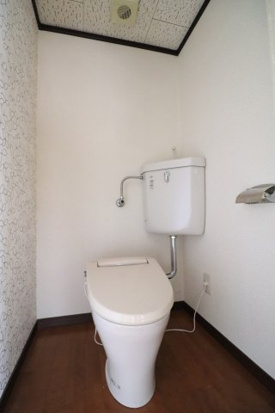 クリオハイムのトイレ|落ち着いたトイレです