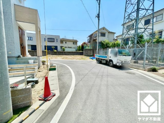 大津市石山寺４丁目　3期　3号地の前面道路含む現地写真