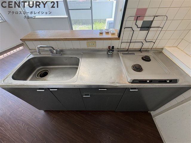 作業スペースの広いキッチンです！