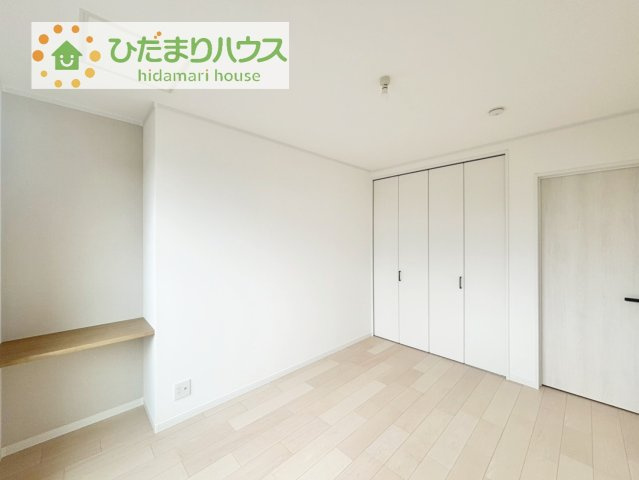 【洋室】 | 牛久市神谷5丁目　新築戸建 | 木の温もりがやさしいフローリング♪