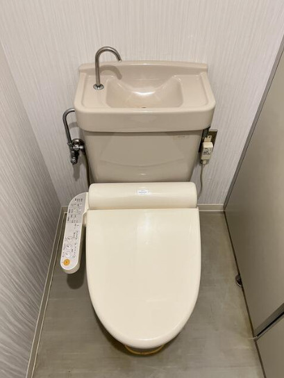 練馬区豊玉上２丁目の事務所のトイレ