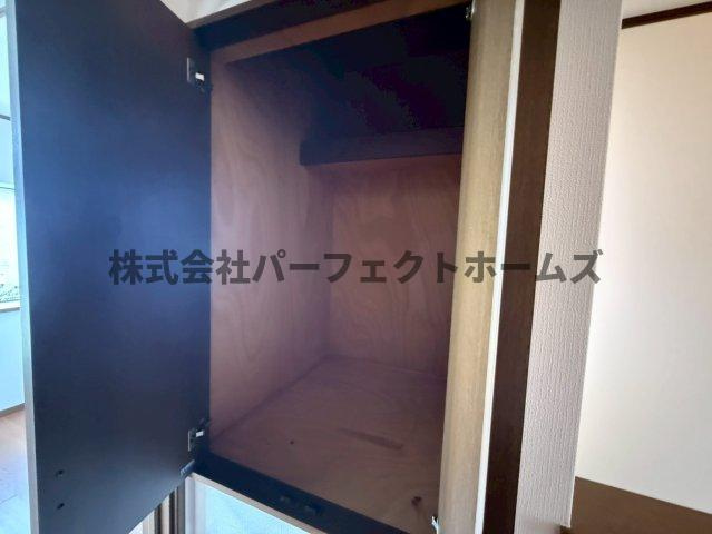 須山町戸建　賃貸の収納|収納のためのスペースです