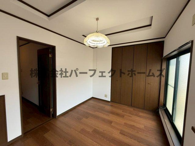 須山町戸建　賃貸の洋室|ゆったりした洋室です