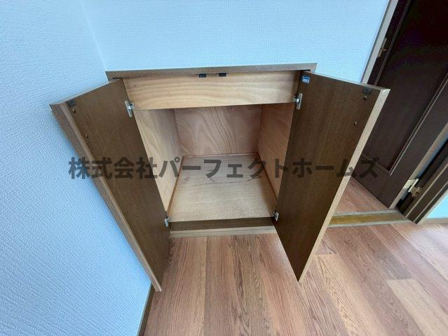 須山町戸建　賃貸の収納|専用の収納スペースです