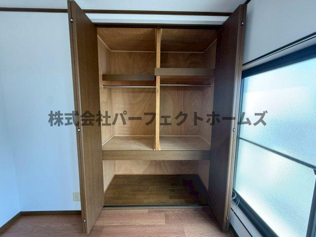 須山町戸建　賃貸の収納|小物を収納するのに便利です