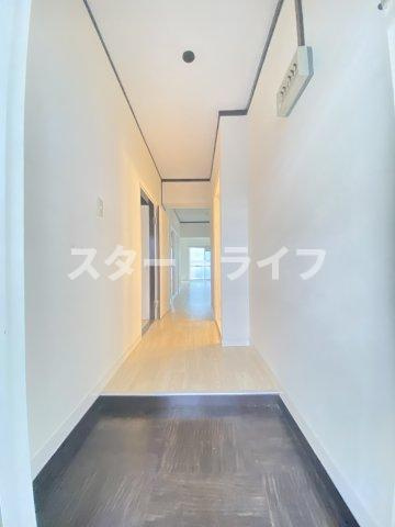 大阪市東淀川区東中島２丁目の賃貸マンションの玄関
