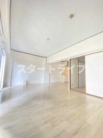 大阪市東淀川区東中島２丁目の賃貸マンションの寝室