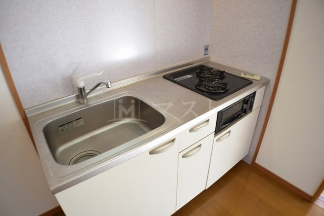 メゾンデノムラ東心斎橋のキッチン