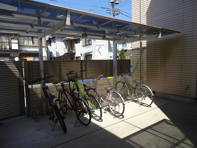 Ｅｓｐｏｉｒのその他共用部分|うれしい屋根付きサイクルポート