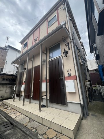 カルテット池袋の外観