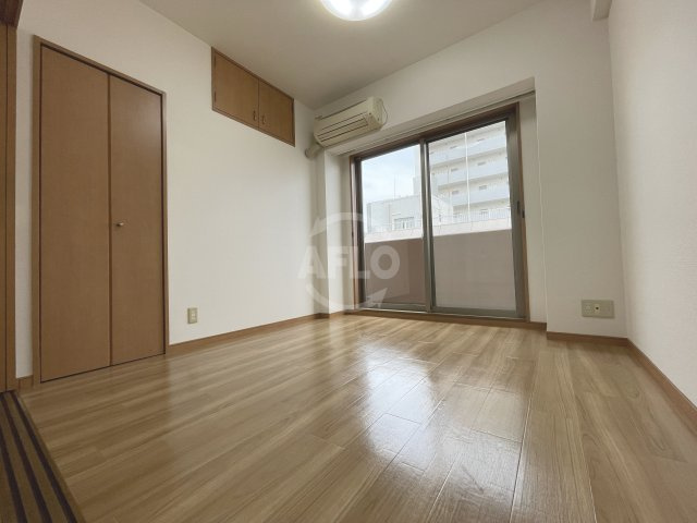 ビューネなんば　難波元町小学校の洋室|ビューネなんば　洋室