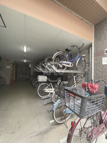 ビューネなんば　難波元町小学校のその他共用部分|ビューネなんば　駐輪場
