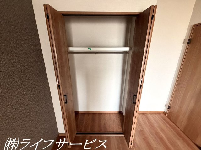 【収納】 | グランドール北大阪 | 洋室6.5帖／クローゼット有