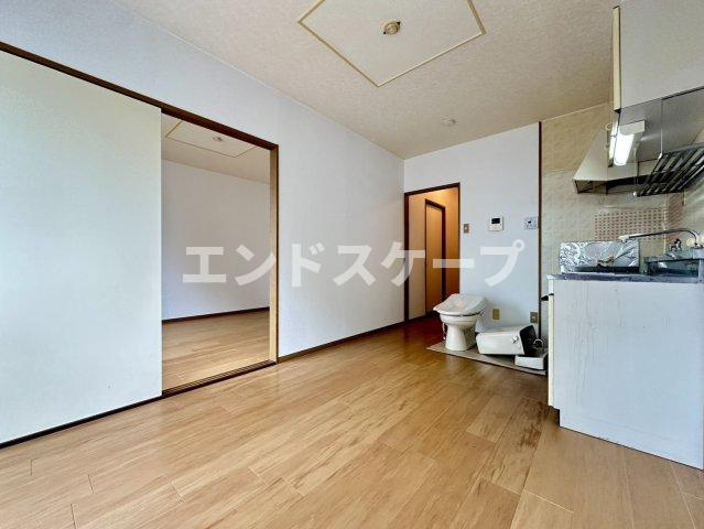プチメゾンの居間・リビング|高崎、前橋のお部屋探しはエンドスケープまで！お客様の理想お聞かせ下さい♪