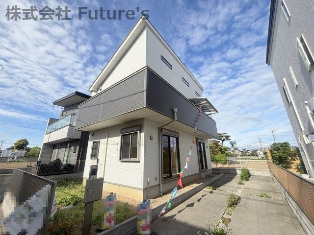 吉川市中曽根1丁目　中古戸建の外観|敷地面積39坪！小屋裏収納付中古住宅