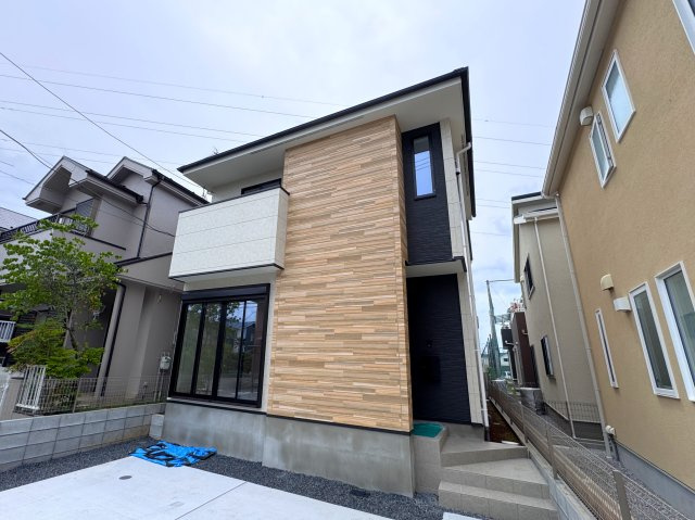 松戸市六実２丁目新築戸建【六実第二小学校:4分】