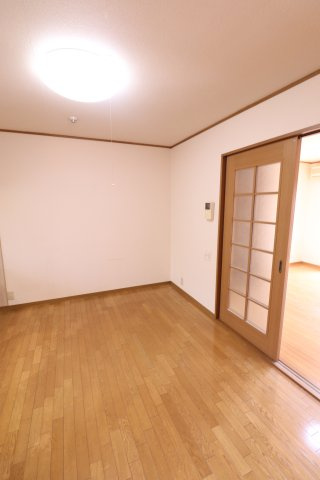 グランディアの居間・リビング