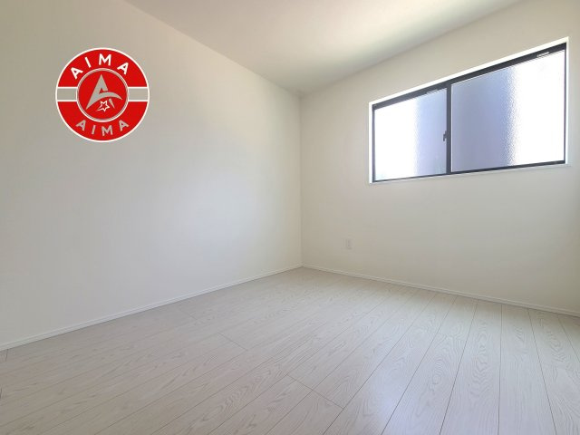 糸島市篠原西3丁目第1-2棟(1号棟)の子供部屋|穏やかな光が差し込む室内には、穏やかな時間が流れます。