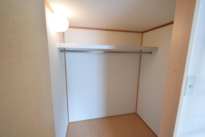 フレエール谷上の収納