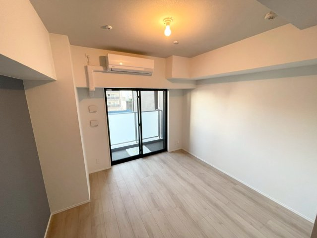 LEXE横濱関内の居間・リビング|LEXE横濱関内