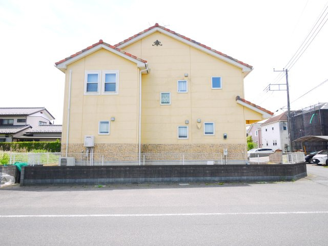 茂原市早野　中古戸建の外観|平成19年6月築4SLDK 駐車場2台可 五郷小学校徒歩約5分 スーパーせんどう徒歩約13分都市ガス