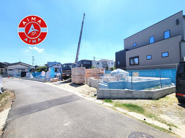 糸島市篠原西3丁目第1-2棟(2号棟)の前面道路含む現地写真|見学の時間などお気軽にお問い合わせ下さい。