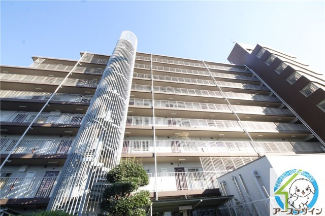 藤和明石公園ハイタウンの外観