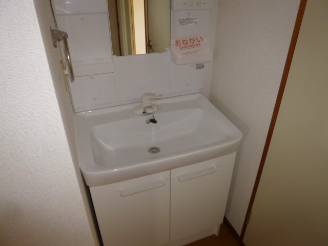 倉敷市児島柳田町のアパートの洗面所