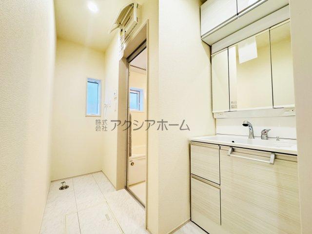 所沢市東狭山ヶ丘3丁目・全7棟　新築一戸建　7号棟の独立洗面台