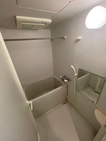 ラ・グランディール　名古屋市賃貸　仲介手数料無料の浴室