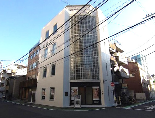 アバンセアザブ
