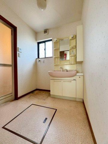 野洲市冨波甲　中古戸建