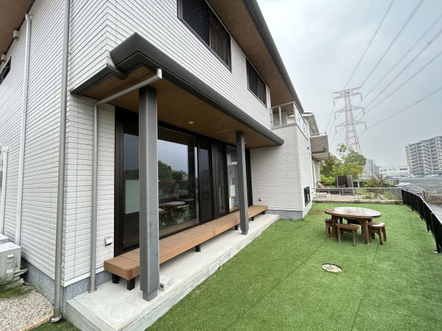 小郡市あすみ1丁目　中古戸建の庭|お庭で自由な時間を過ごせます
