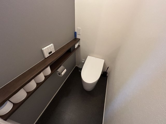 小郡市あすみ1丁目　中古戸建のトイレ|トイレも気になるポイント