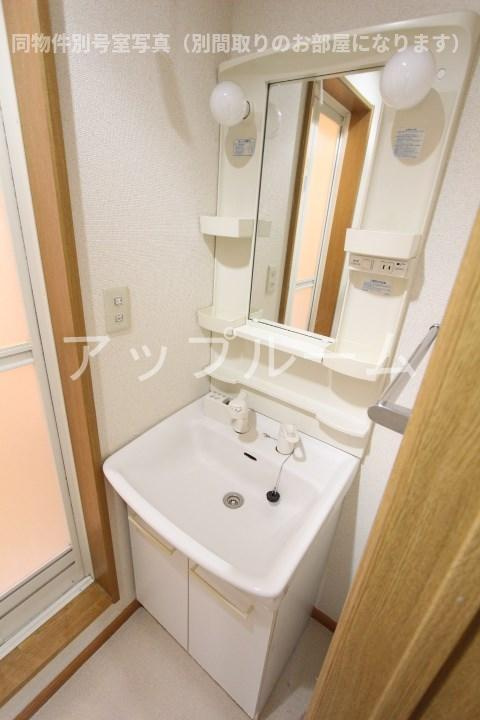 若菜B棟の洗面所