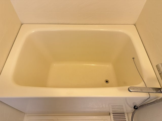 メロディハイム東帝塚山の浴室