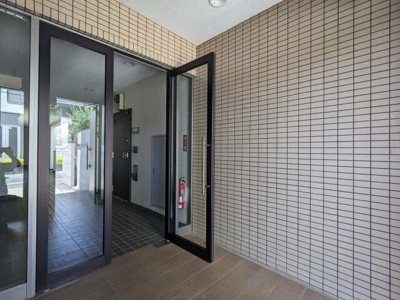 【エントランス】 | エマーレ国立