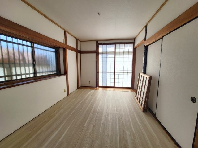 中川区野田３丁目の洋室