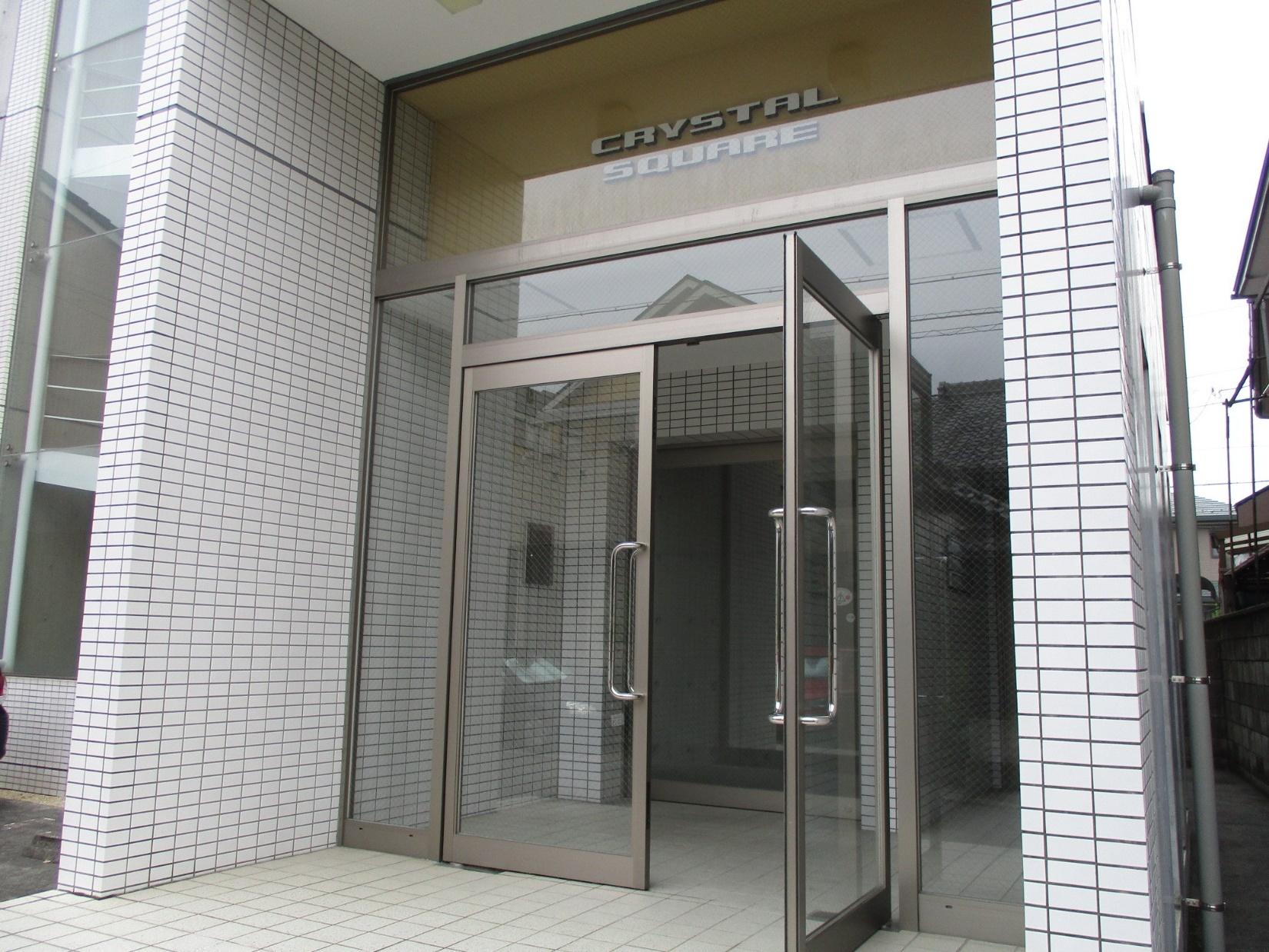 クリスタルスクエアのエントランス