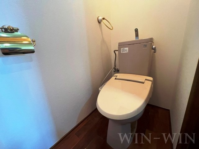 タプロコート三本木のトイレ|イメージ（同建物内別部屋の写真です）