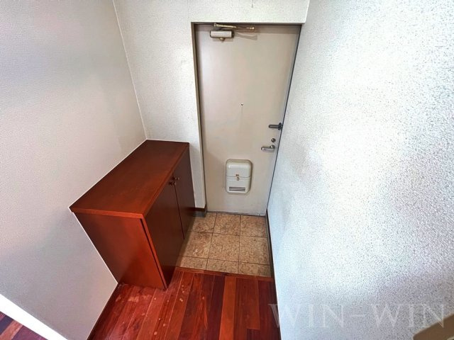 タプロコート三本木の玄関|イメージ（同建物内別部屋の写真です）