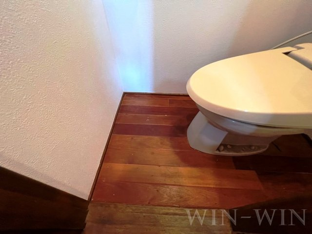タプロコート三本木のトイレ|イメージ（同建物内別部屋の写真です）