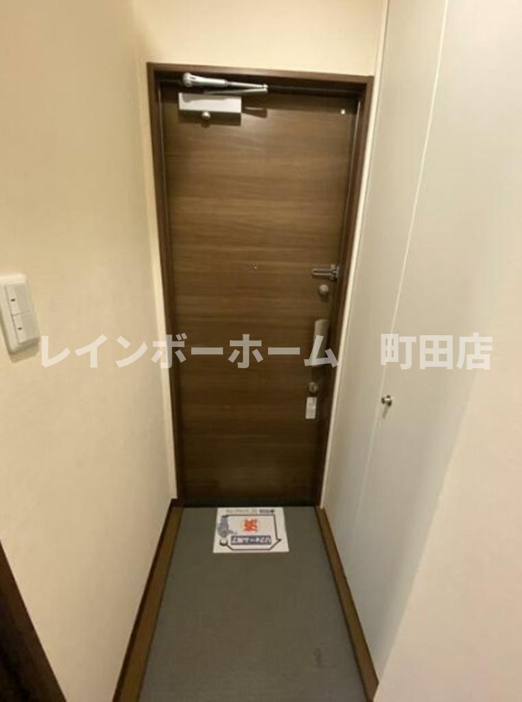 リバーサイドヴィレッジ3・4棟※初期費用分割後払いサービス利用可能物件の玄関