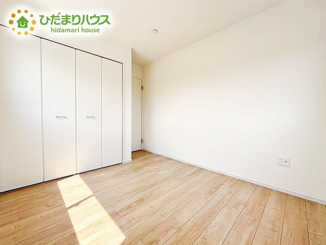 【洋室】 | ひたちなか市津田東1期　新築戸建　1号棟 | 日当たりの良い2階洋室はお昼寝も心地よさそうですね(*´ω`*)